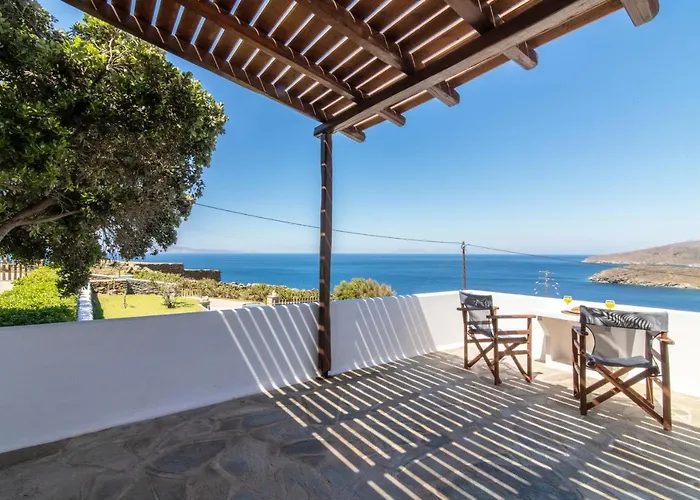 Sail * Agios Romanos