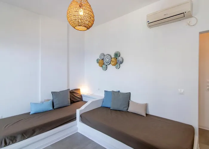 Sail * Agios Romanos